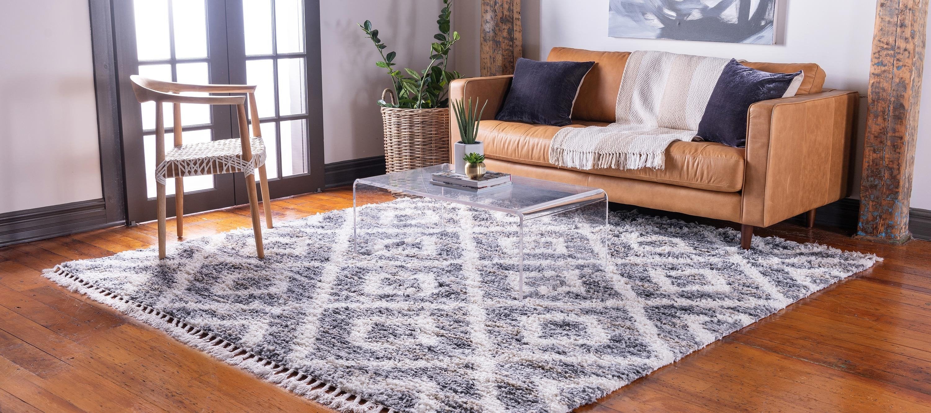 Roderick - Diamond Pattern Shaggy Rug