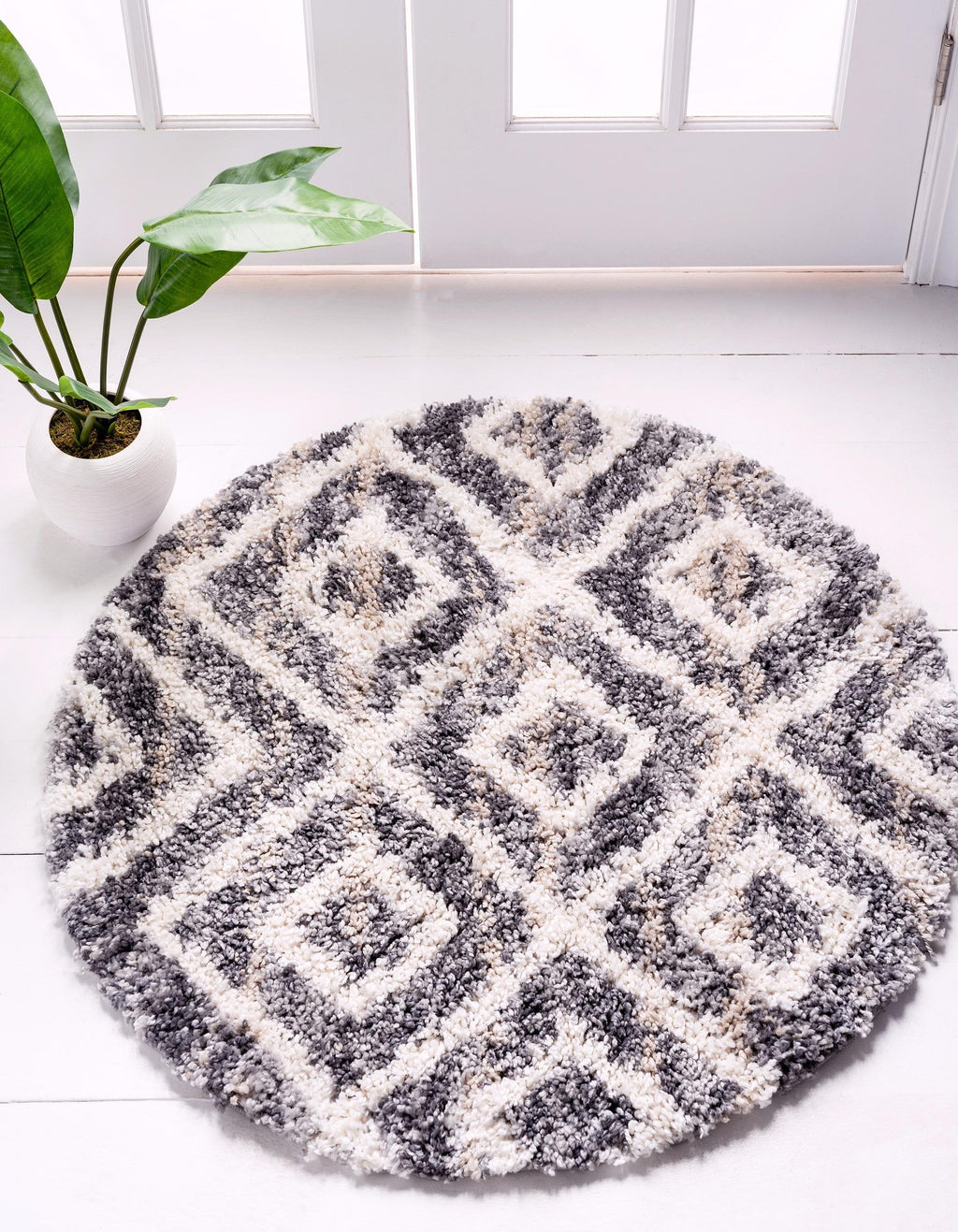 Roderick - Diamond Pattern Shaggy Rug