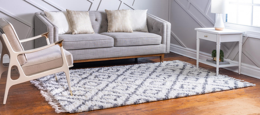 Roderick - Diamond Pattern Shaggy Rug