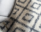Roderick - Diamond Pattern Shaggy Rug