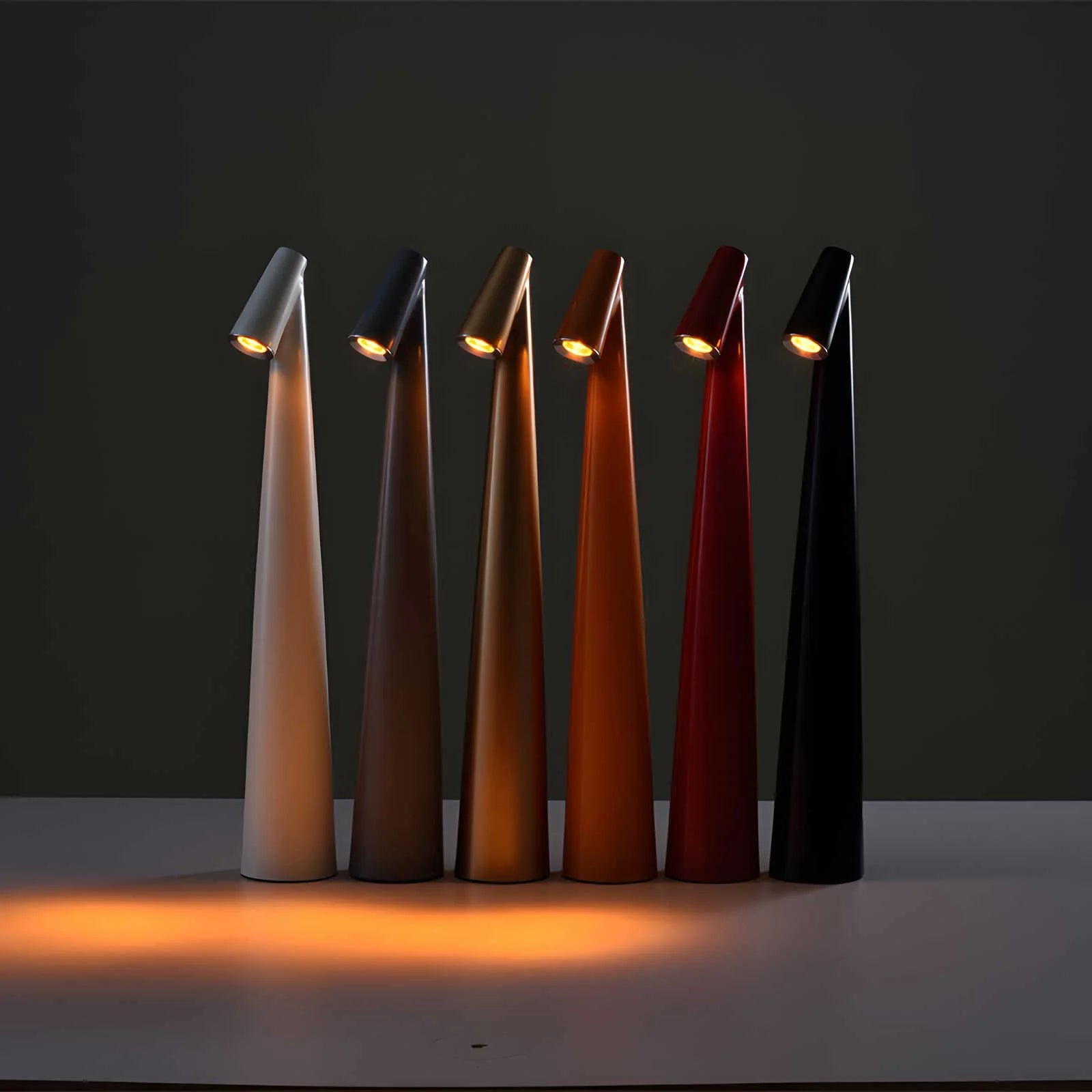 Minimalist Cordless Table Lamp – Sleek Rechargeable LED Light for Bedroom, Living Room & Desk